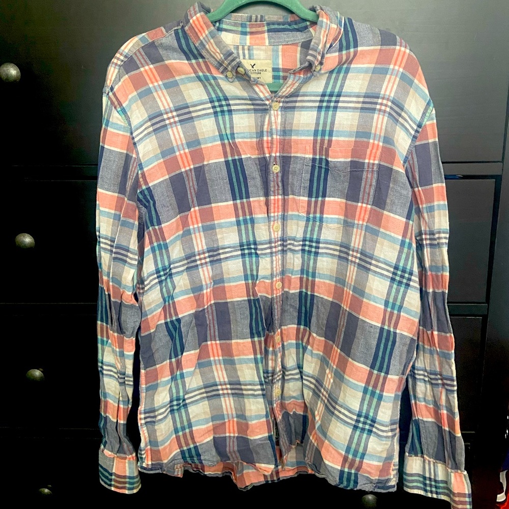 Men’s American Eagle Casual long sleeve button down size XL (fits like L)
